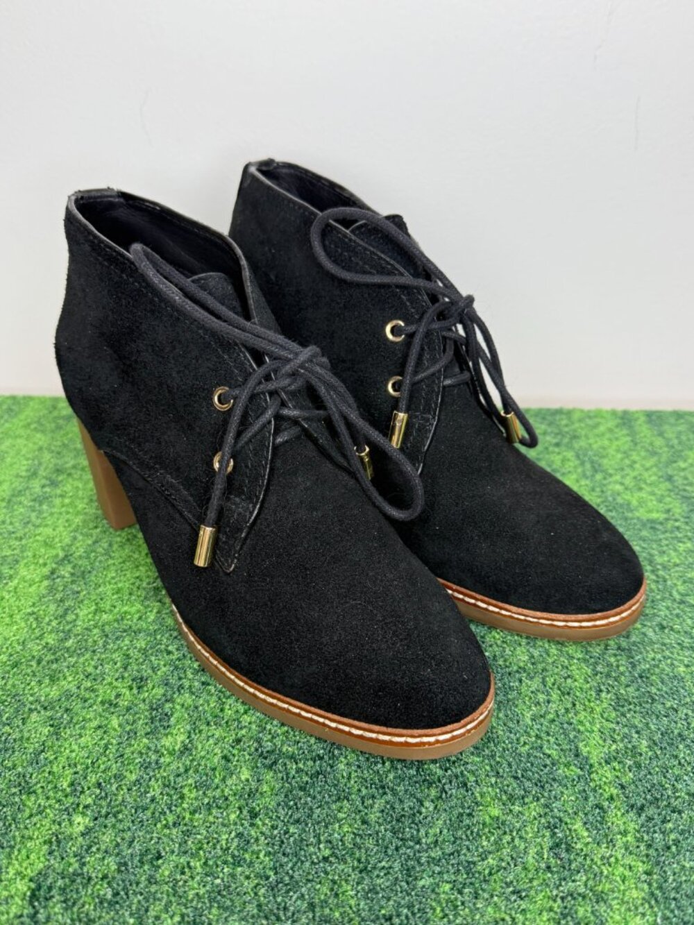 Tory Burch Hilary Shearling Lined Black Suede Booties Shoes Size 8M